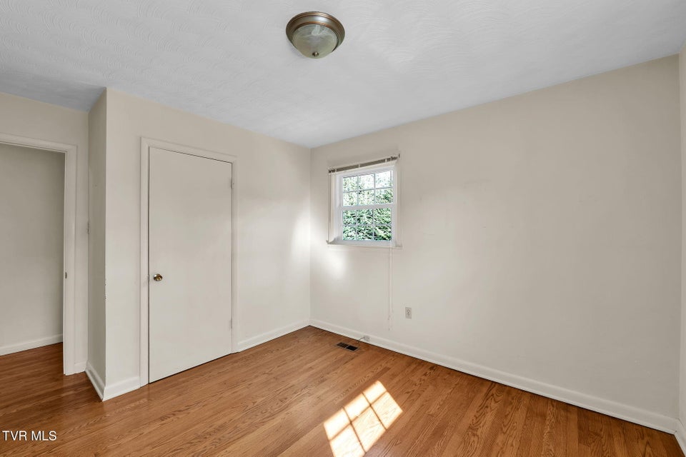 Photo #32: 19168 Mercedes Drive