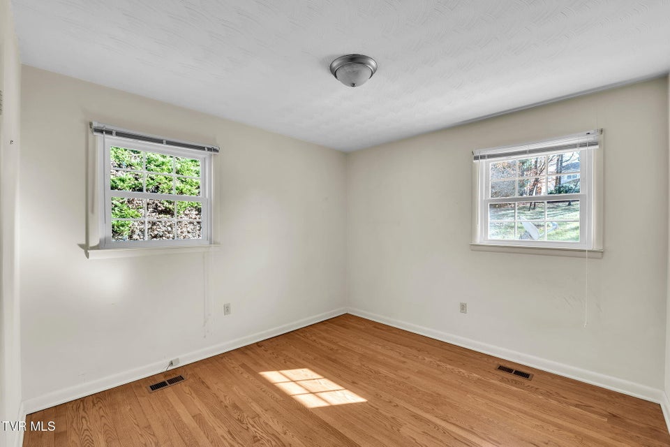 Photo #31: 19168 Mercedes Drive