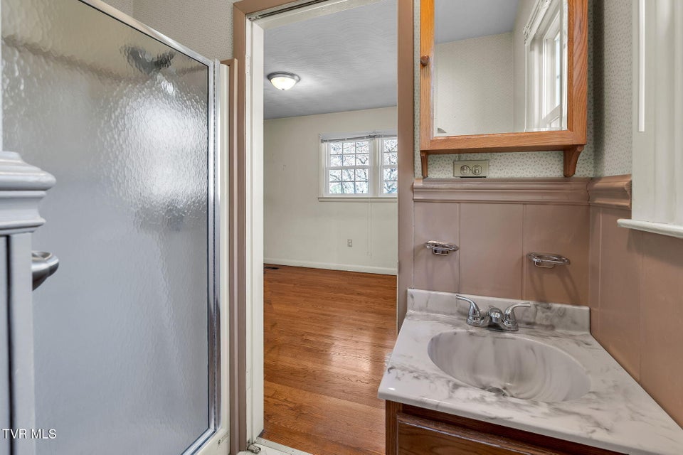 Photo #30: 19168 Mercedes Drive