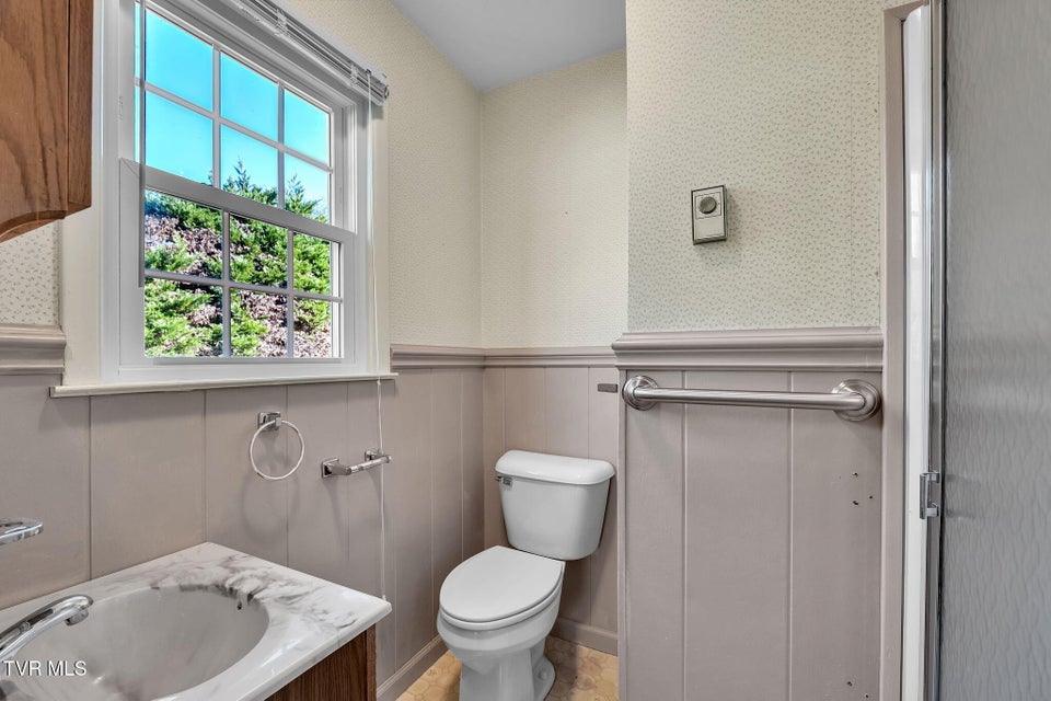 Photo #29: 19168 Mercedes Drive