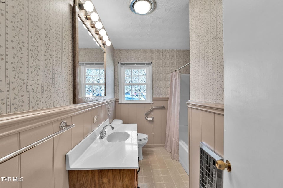 Photo #23: 19168 Mercedes Drive