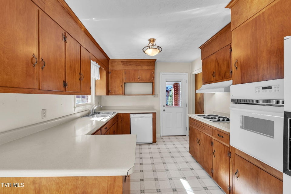 Photo #19: 19168 Mercedes Drive