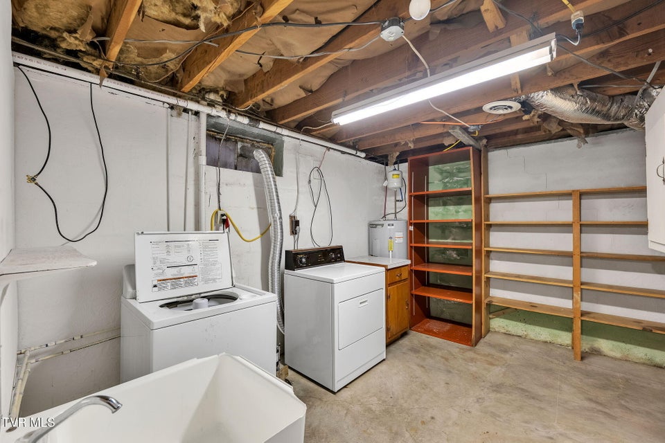 Photo #37: 19168 Mercedes Drive