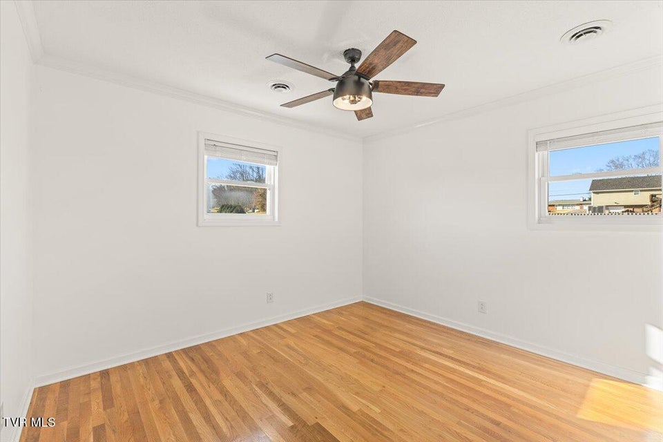 Photo #11: 161 Grandview Road