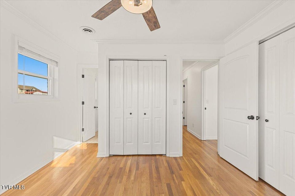 Photo #12: 161 Grandview Road