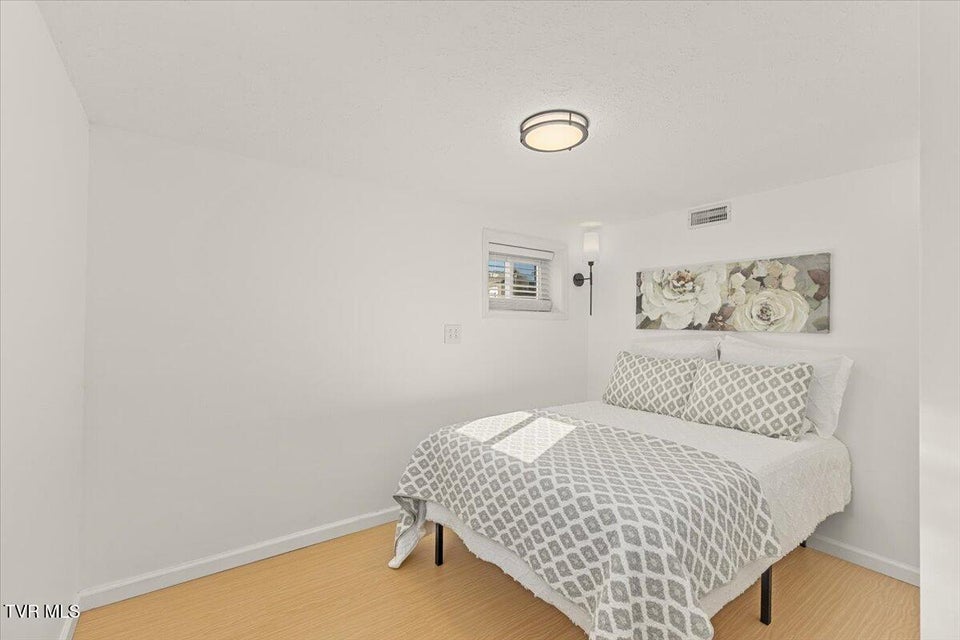 Photo #21: 161 Grandview Road