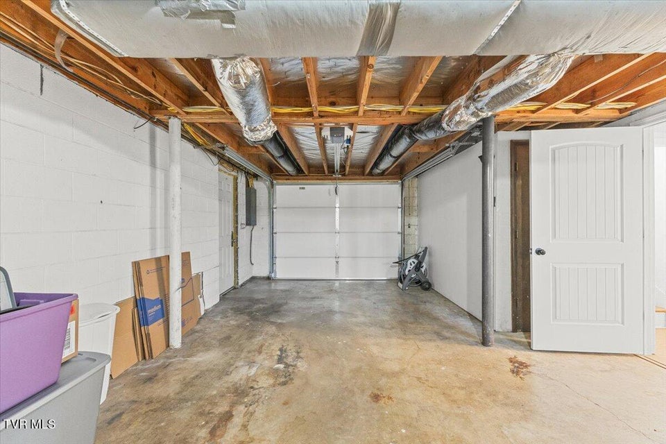 Photo #25: 161 Grandview Road