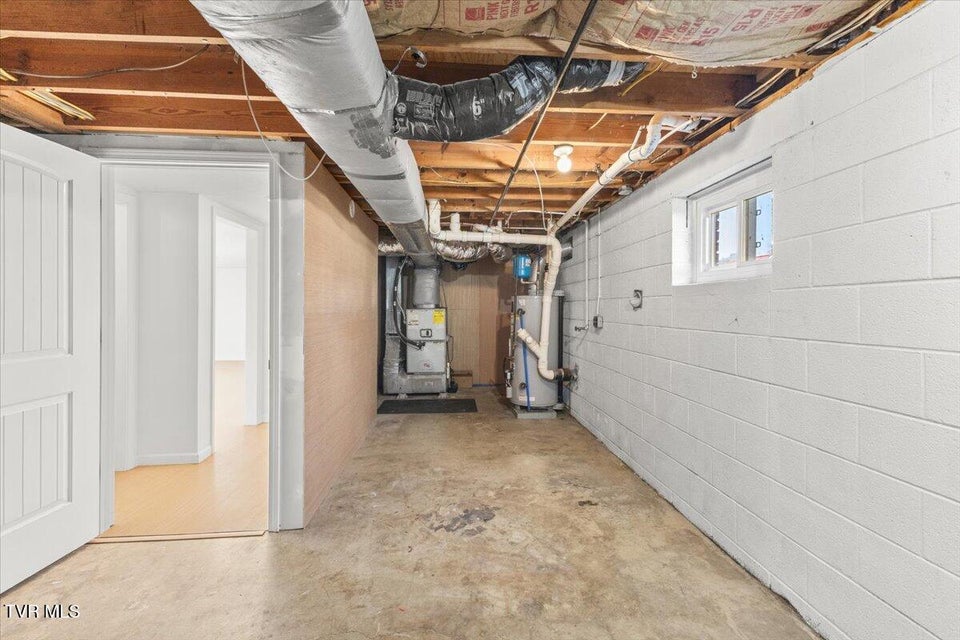 Photo #26: 161 Grandview Road