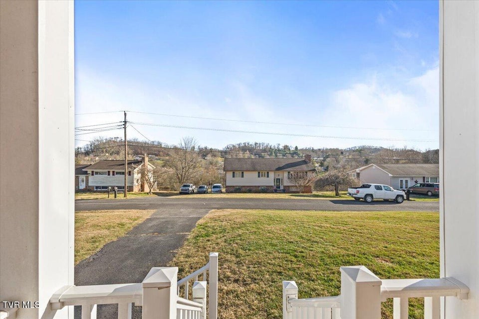 Photo #27: 161 Grandview Road