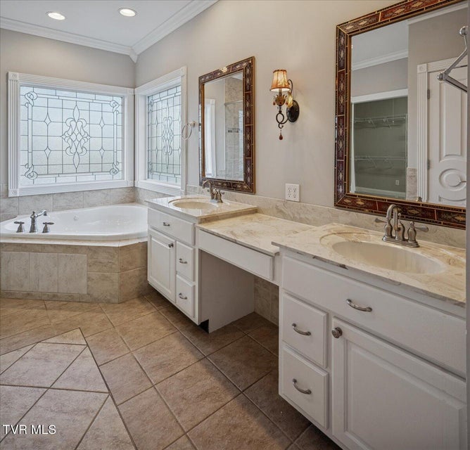 Photo #53: 176 Country Acres Drive