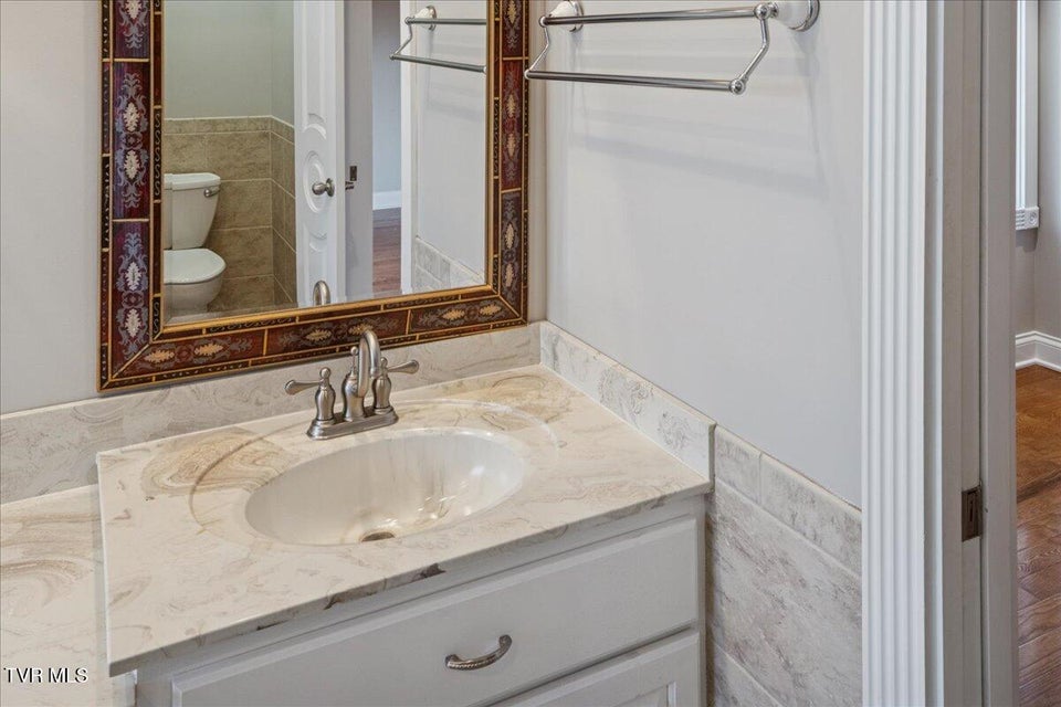 Photo #54: 176 Country Acres Drive