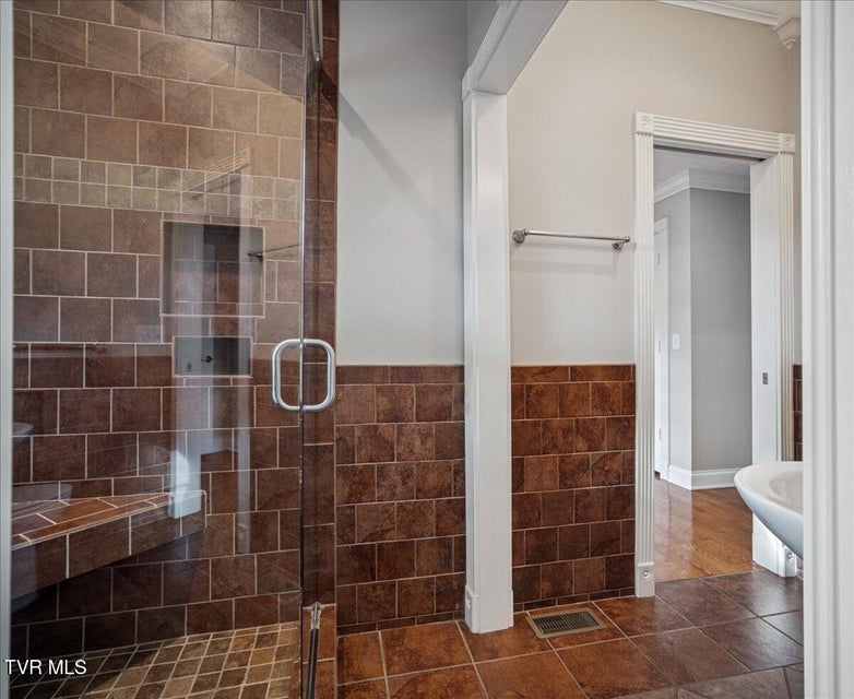 Photo #72: 176 Country Acres Drive