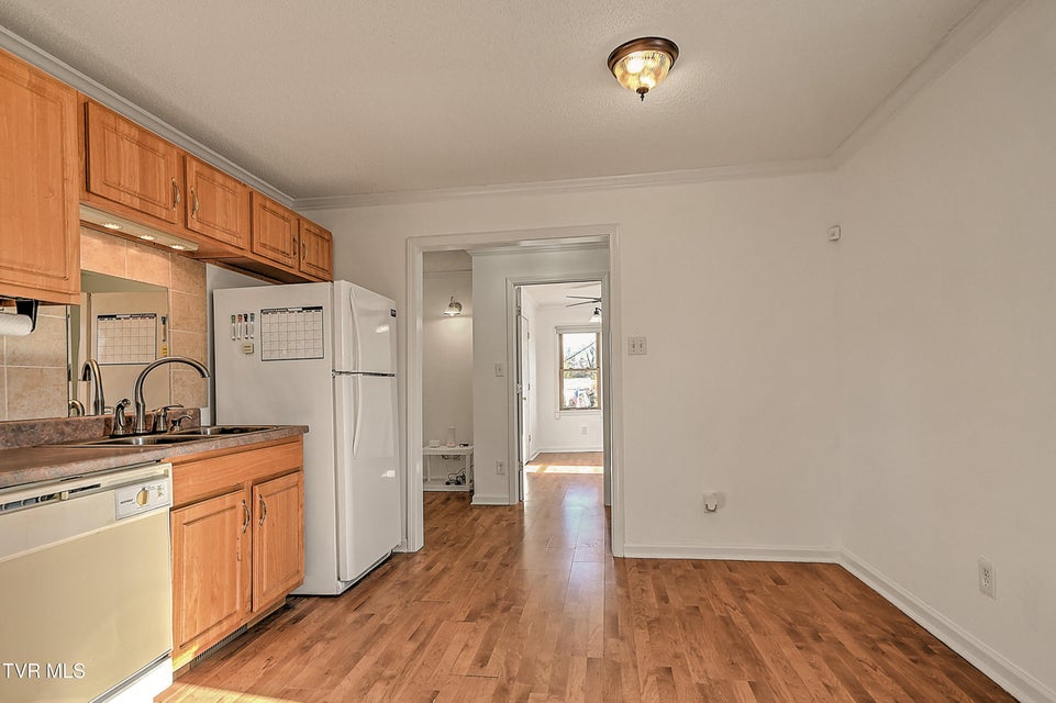 Photo #3: 2246 3rd Street