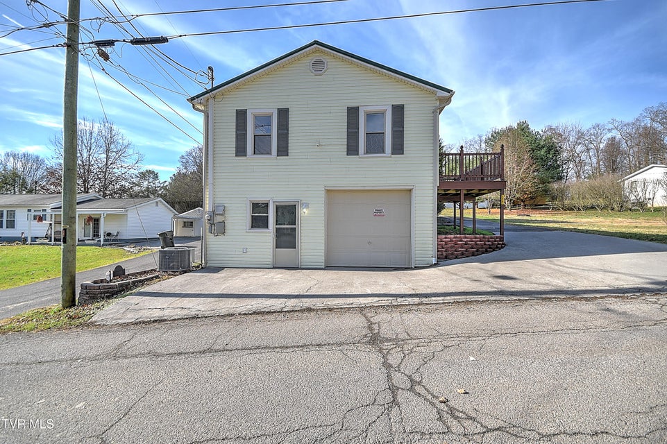 Photo #30: 2246 3rd Street