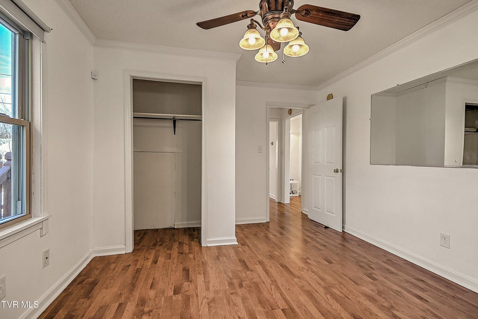 Photo #17: 2246 3rd Street