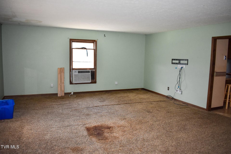 Photo #2: 132 Bellamy Lane