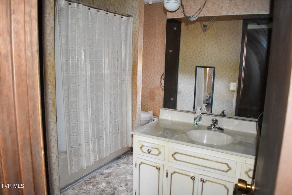 Photo #6: 132 Bellamy Lane