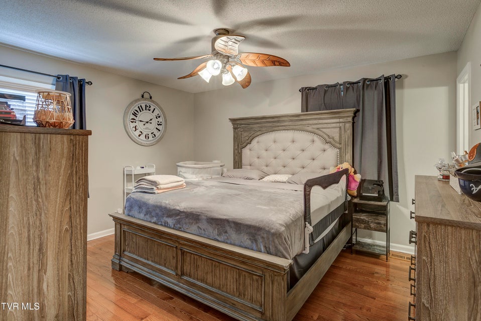 Photo #16: 115 Lancelot Drive