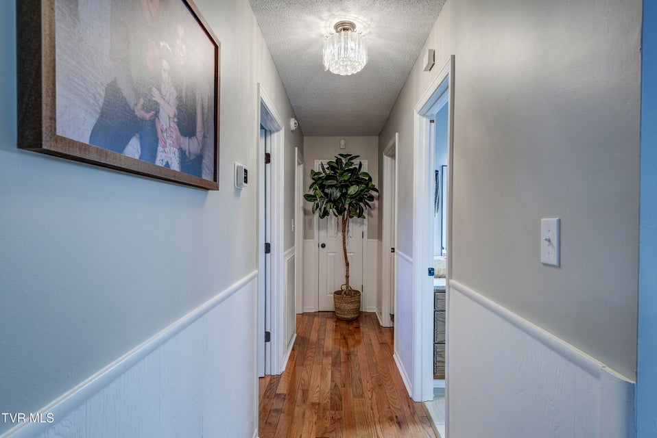 Photo #12: 115 Lancelot Drive