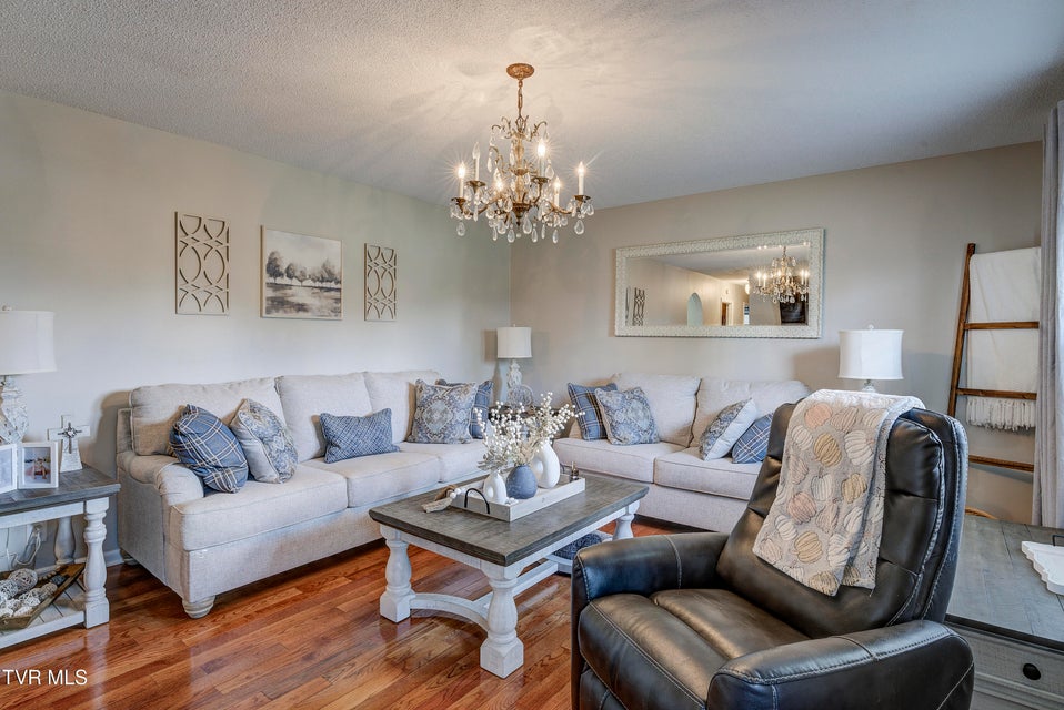 Photo #5: 115 Lancelot Drive