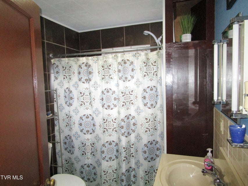 Photo #16: 225 Highway 91 Highway