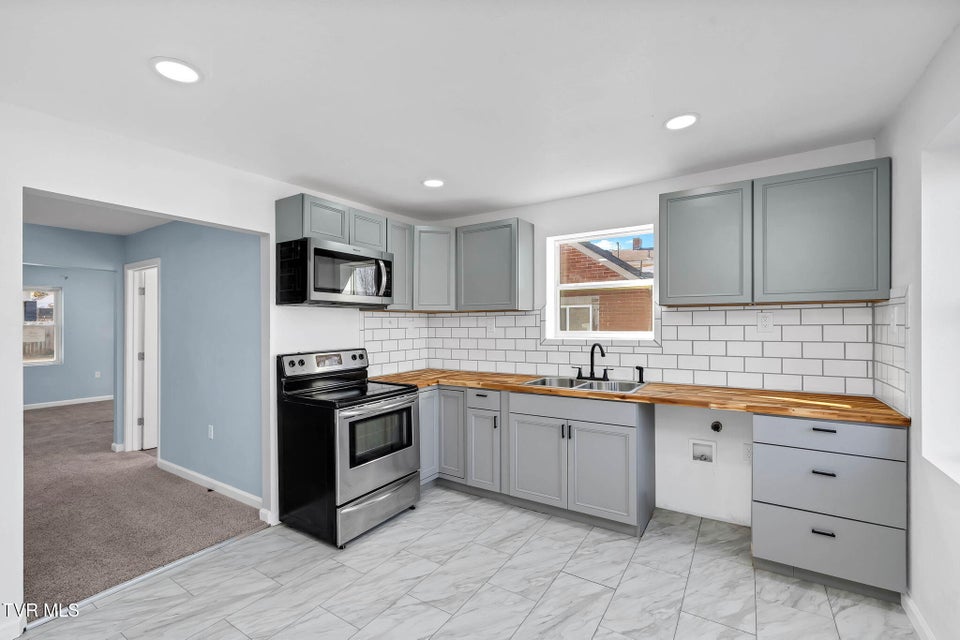 Photo #6: 1227 Shelby Street