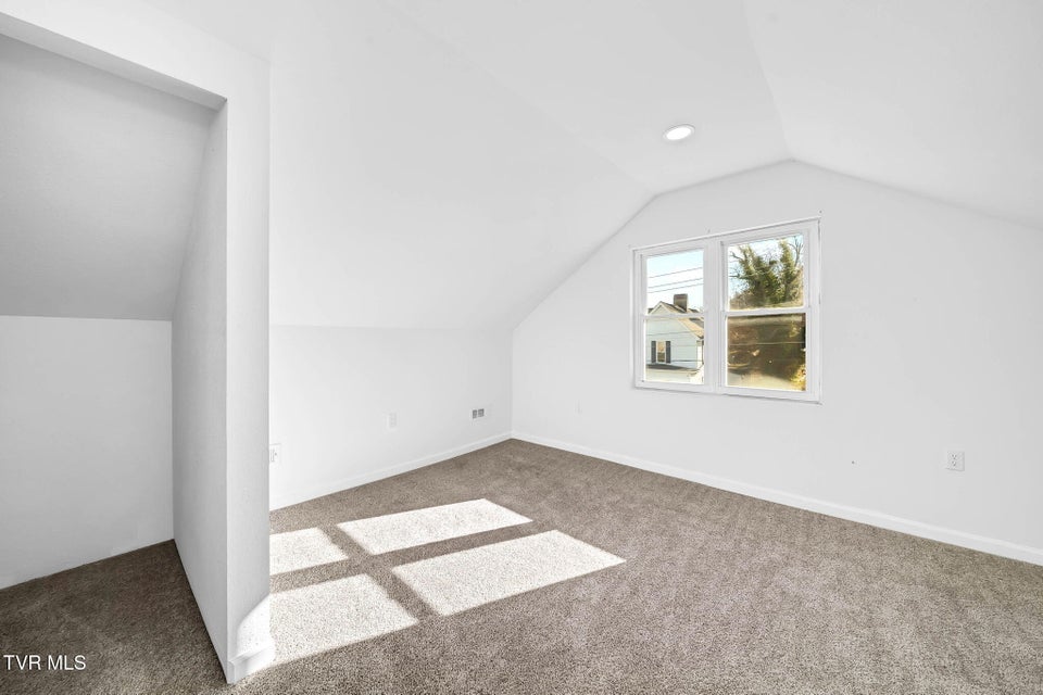 Photo #15: 1227 Shelby Street