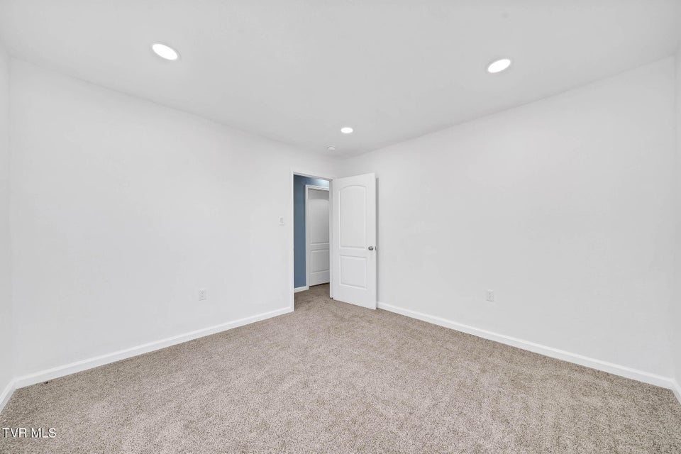 Photo #18: 1227 Shelby Street