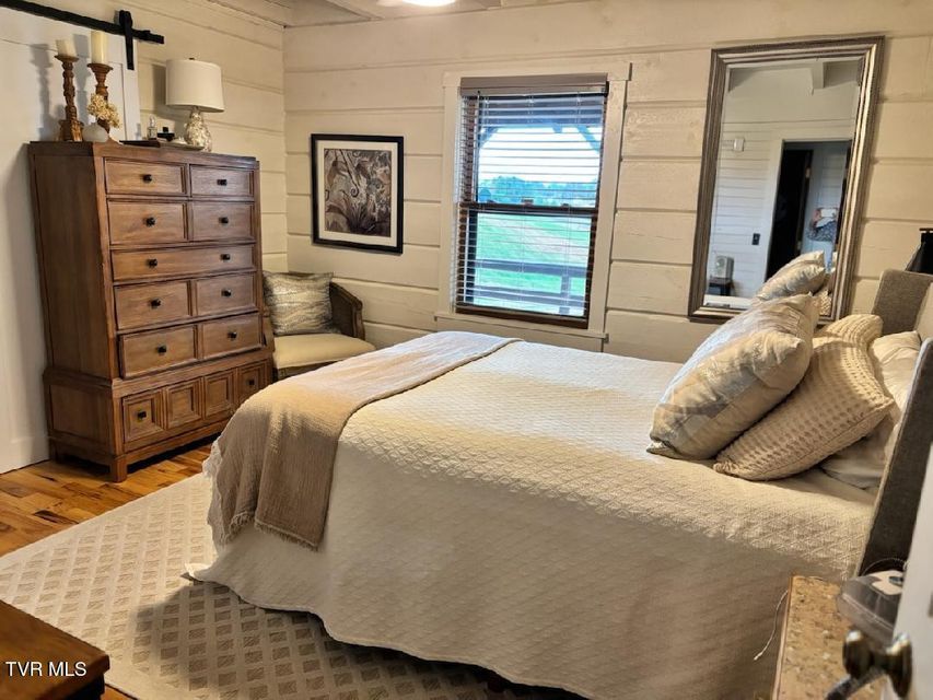 Photo #17: 320 Barren Road