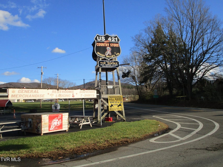 Photo #36: 225 Highway 91 Highway