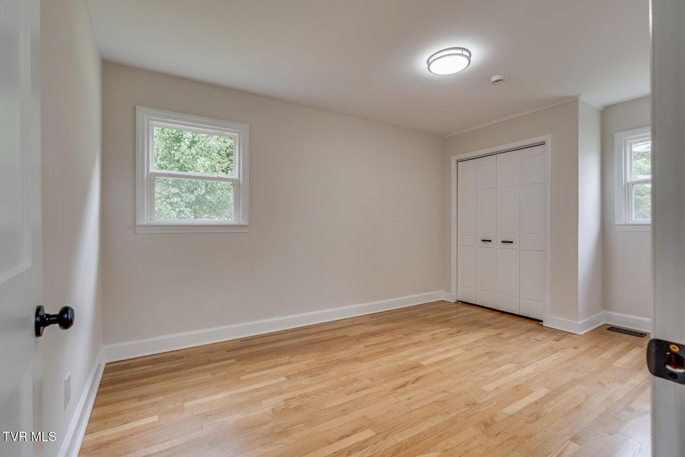 Photo #11: 1210 Thomas Boulevard