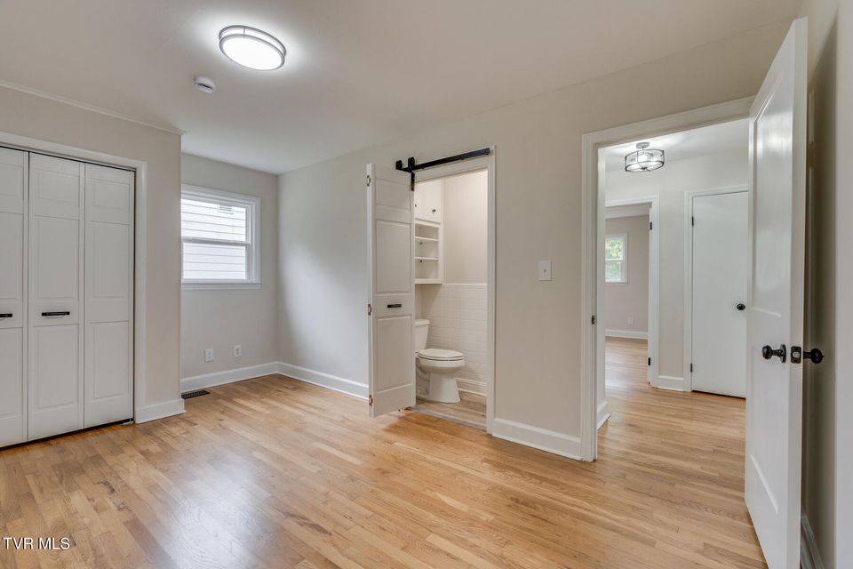 Photo #12: 1210 Thomas Boulevard