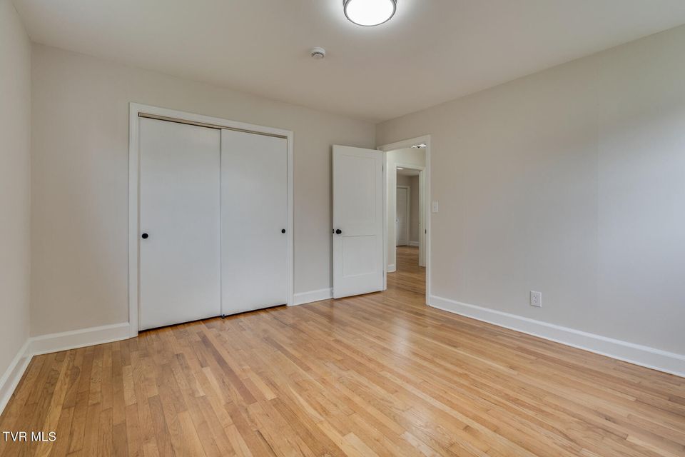 Photo #16: 1210 Thomas Boulevard