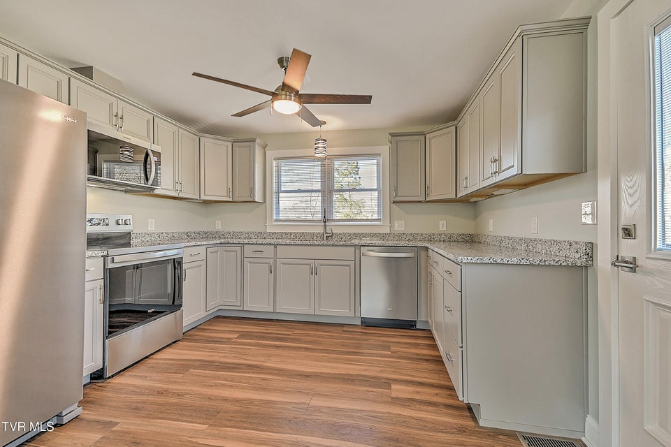 Photo #11: 3760 Weaver Pike