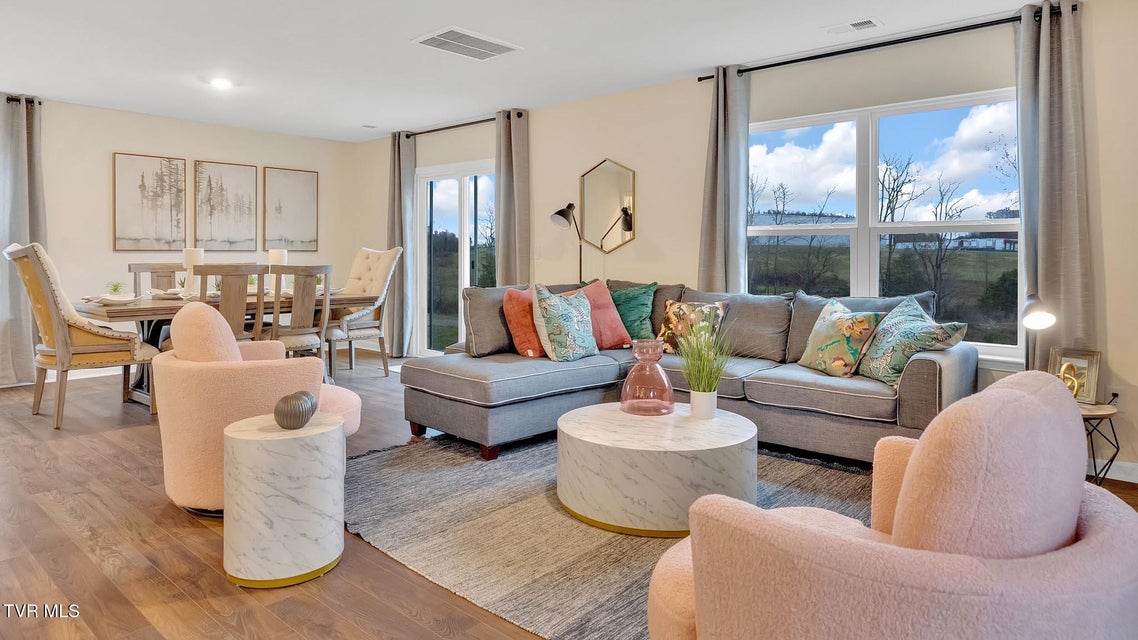 Photo #7: 346 Alta Tree Blvd 