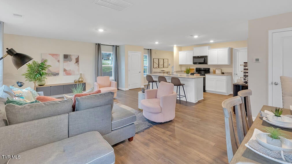 Photo #9: 346 Alta Tree Blvd 