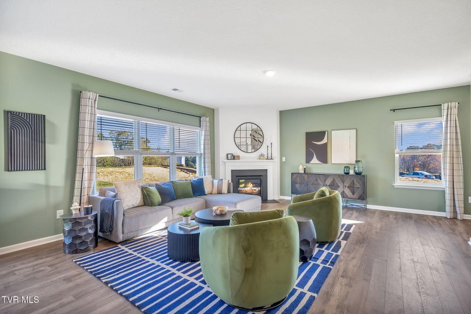 Photo #9: 235 Artist Avenue 