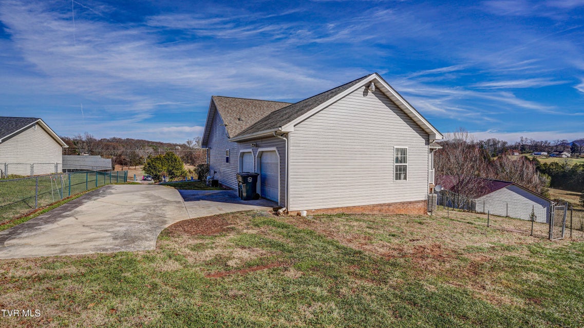 Photo #42: 212 Pine Bark Drive