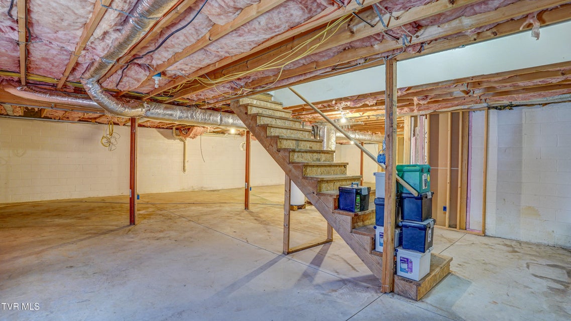 Photo #35: 212 Pine Bark Drive