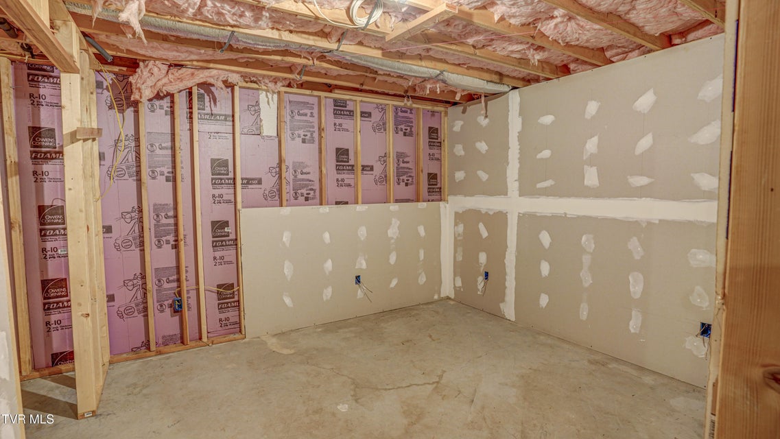 Photo #38: 212 Pine Bark Drive