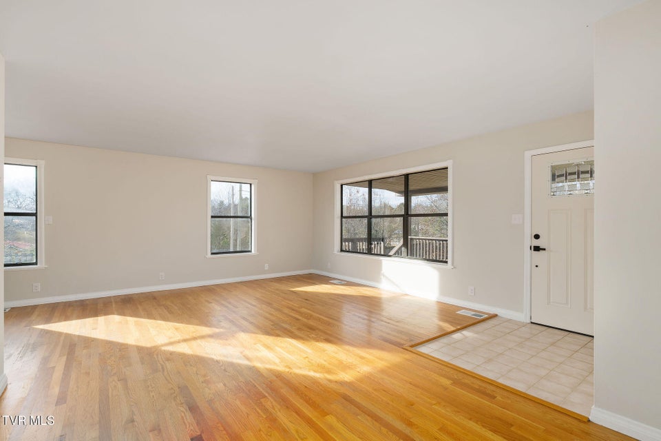 Photo #5: 630 Arrowhead Loop