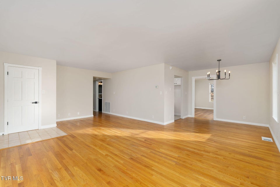 Photo #9: 630 Arrowhead Loop