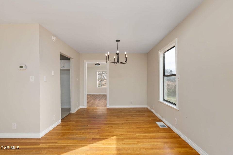 Photo #11: 630 Arrowhead Loop