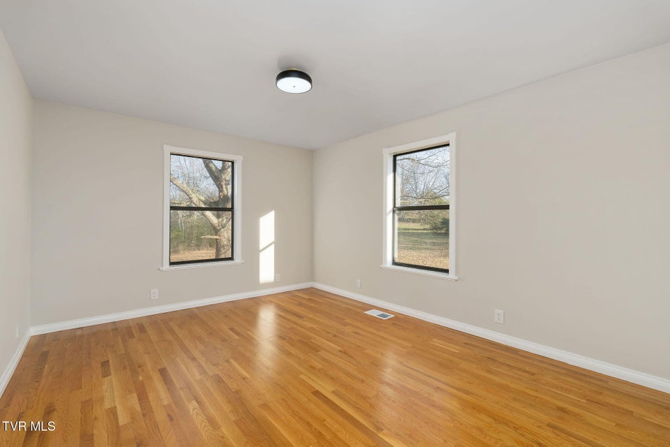 Photo #24: 630 Arrowhead Loop