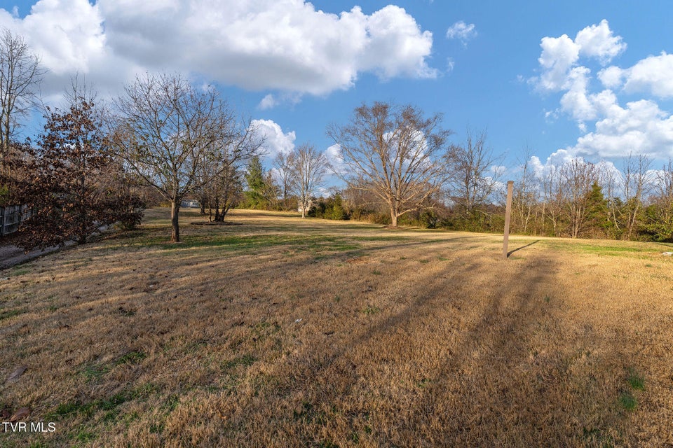 Photo #38: 630 Arrowhead Loop