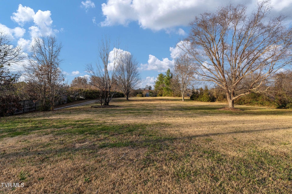 Photo #39: 630 Arrowhead Loop