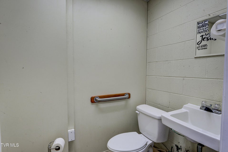 Photo #28: 127 Cherry Street