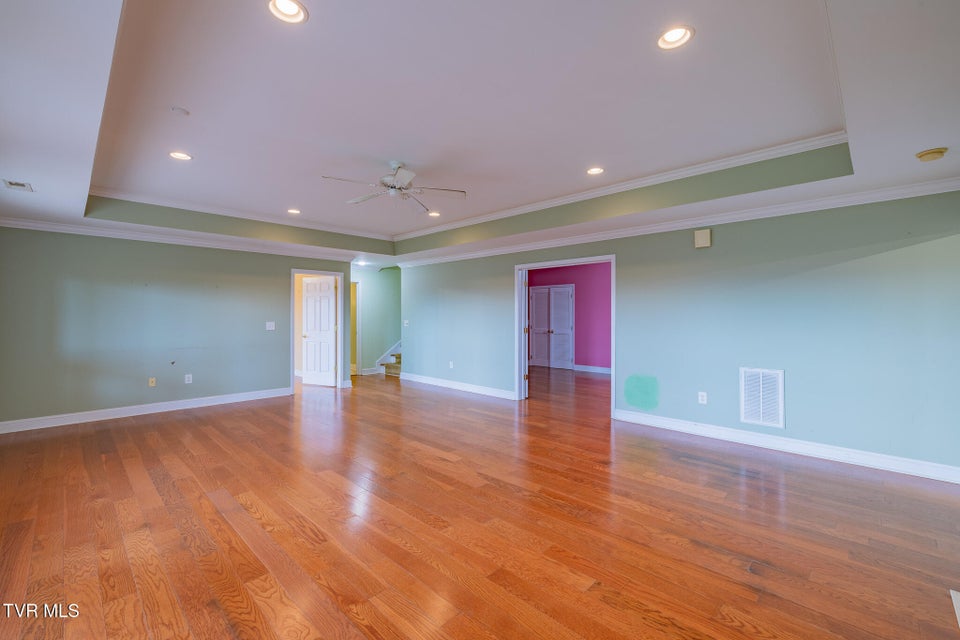 Photo #38: 131 Simmons Ridge