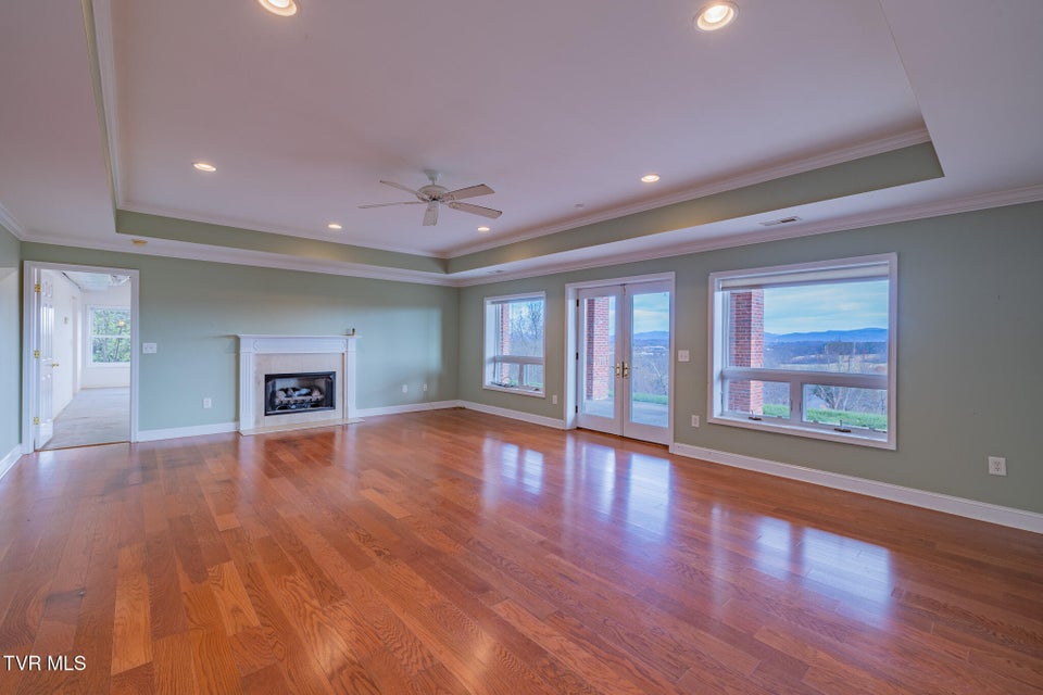 Photo #37: 131 Simmons Ridge