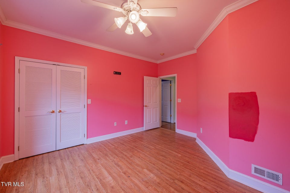 Photo #27: 131 Simmons Ridge